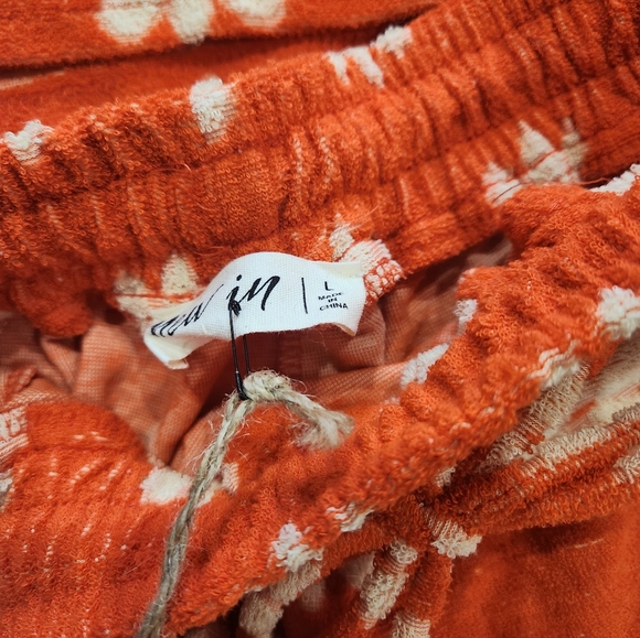 New In Floral Orange Set - Picture 4 of 5